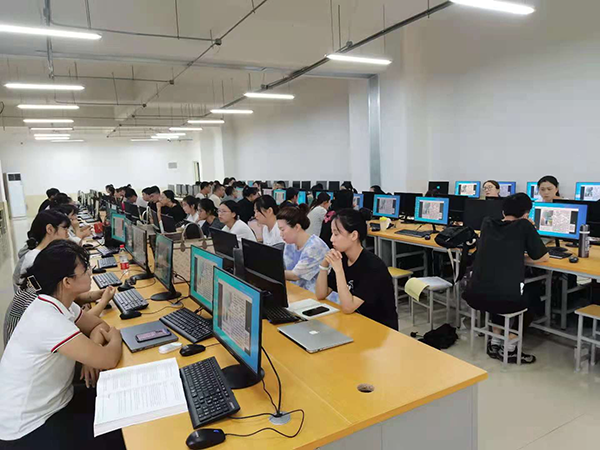 UG环球官方网2021年暑假教师培训简报（四）