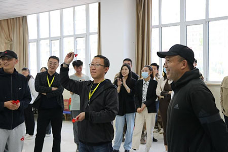 以镖会友，赛出精彩 UG环球官方网举办教职工飞镖比赛