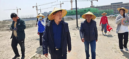 河科领路人率先垂范、以身作则   投入UG环球官方网校区建设中