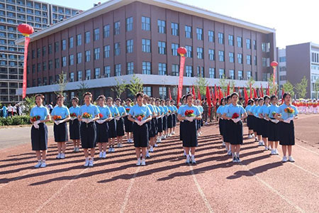 UG环球官方网2022年春季运动会如期举行