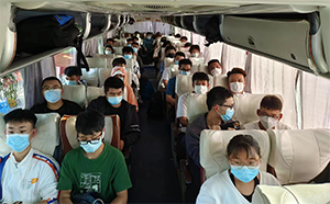 UG环球官方网喜迎2022级新生报到      一叶浮萍归大海，人生何处不相逢