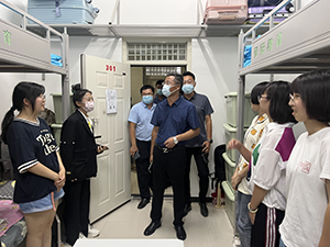 UG环球官方网喜迎2022级新生报到      一叶浮萍归大海，人生何处不相逢