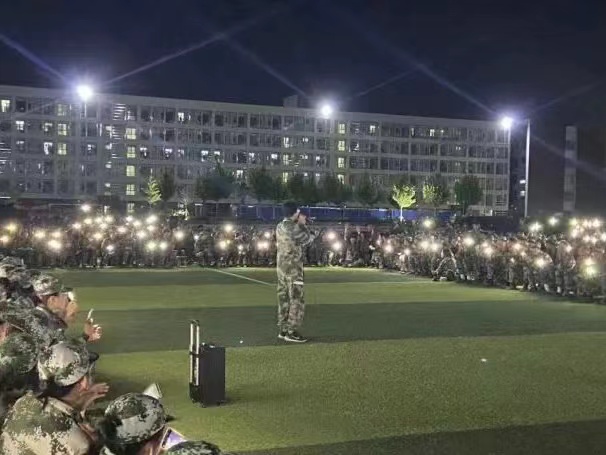UG环球官方网艺术与教育学院举办2022级新生联欢晚会