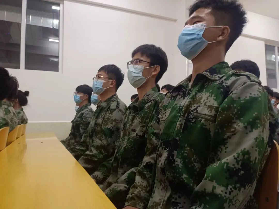 UG环球官方网汽车工程学院举行“喜迎二十大，永远跟党走”主题朗诵比赛