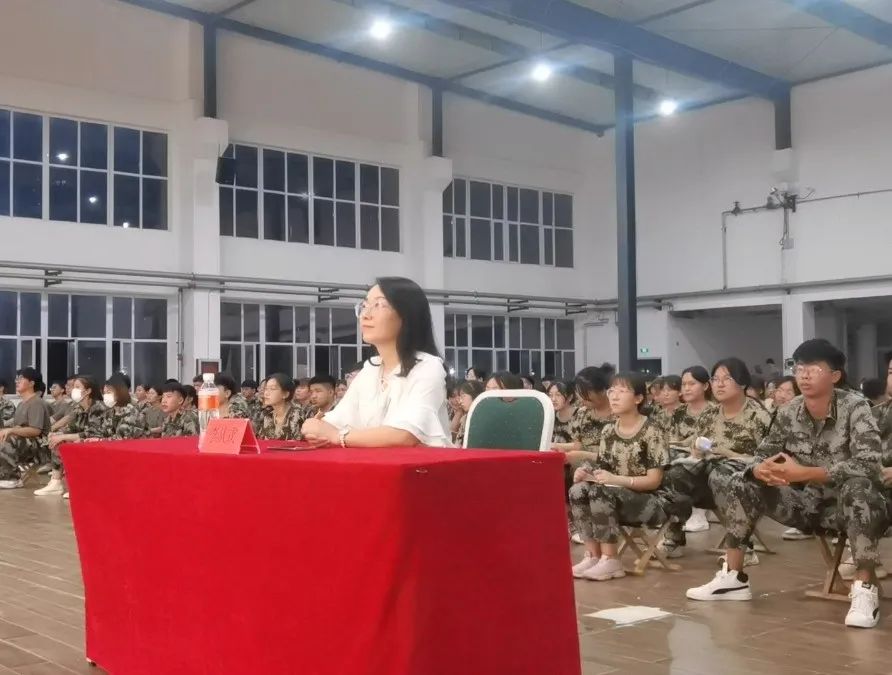 UG环球官方网开展心理健康讲座