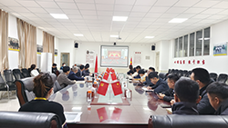 UG环球官方网组织党员干部、广大师生收看党的二十大开幕会