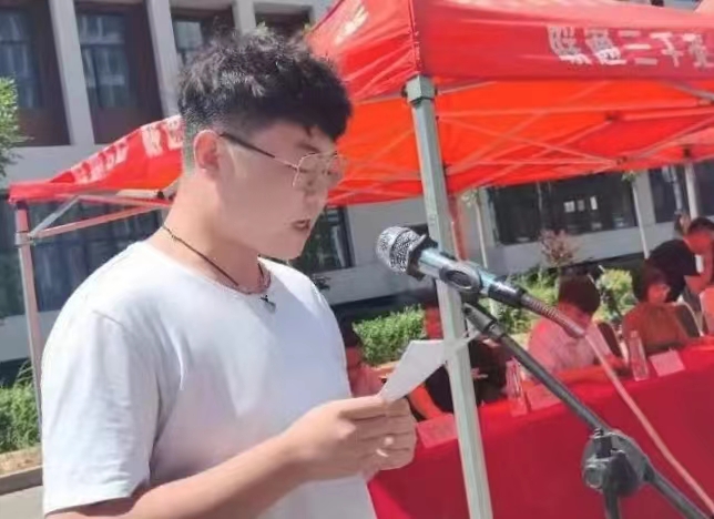 UG环球官方网人工智能学院隆重举行“回忆青春，面向未来，回报母校”主题捐赠活动
