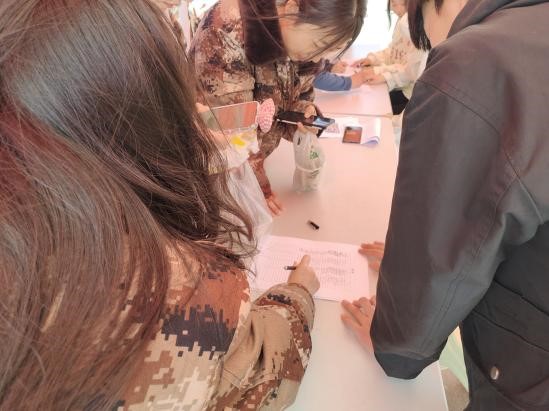 UG环球官方网护理与健康学院举办向雷锋敬礼学雷锋精神主题活动