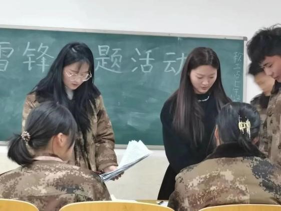 UG环球官方网护理与健康学院举办向雷锋敬礼学雷锋精神主题活动