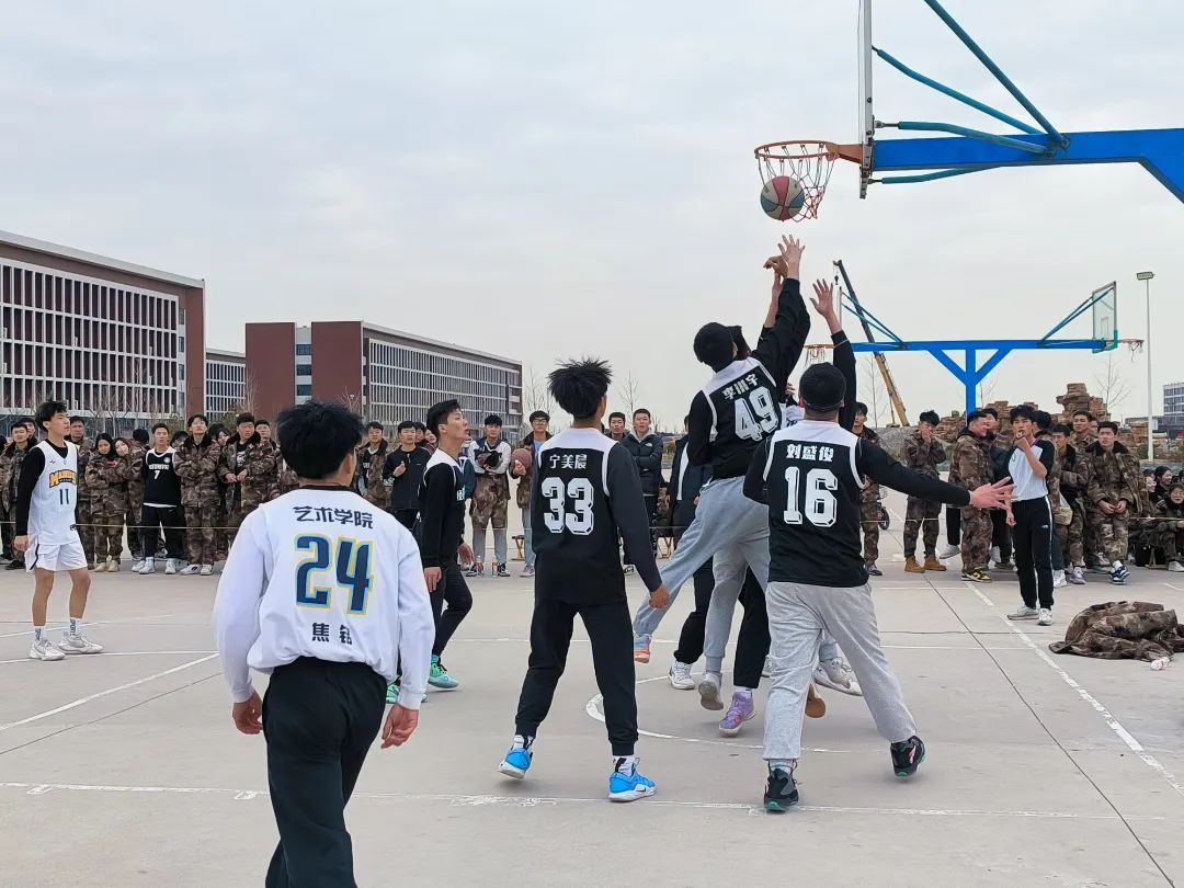 UG环球官方网第十六届“学院杯”篮球联赛超燃集锦