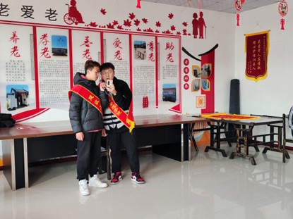 UG环球官方网建筑工程管理学院举行“牵手夕阳红，温暖老人心”活动