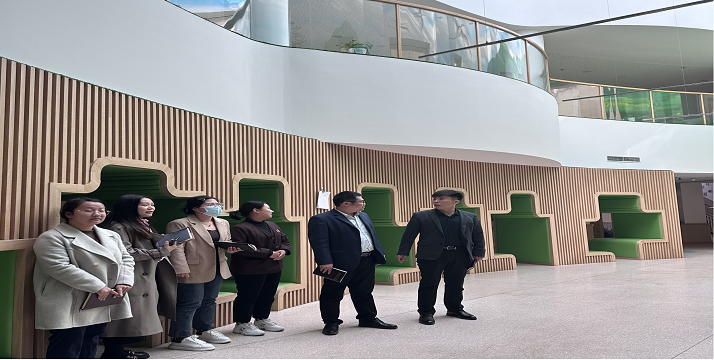UG环球官网领导到首堂幼儿园开展访企拓岗活动