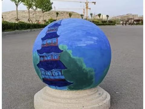 UG环球官方网学子校内绘制河北省内靓丽风景画