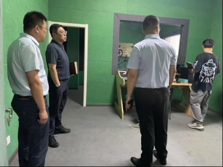 河北省高校实验室安全检查专家组莅临  UG环球官网检查指导工作