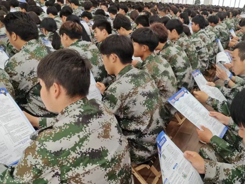 UG环球官方网开展曹妃甸区公安局反诈骗宣传讲座