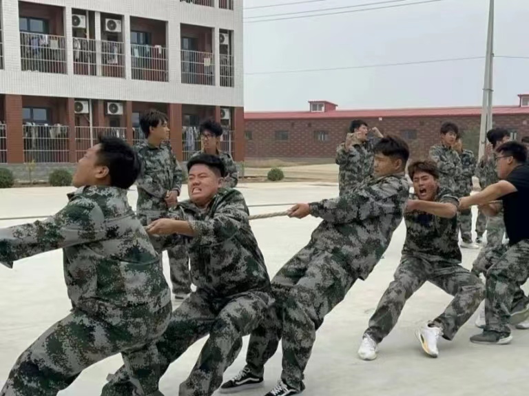 UG环球官方网  机电工程学院  凝 绳 聚力   拔 出精彩  一
