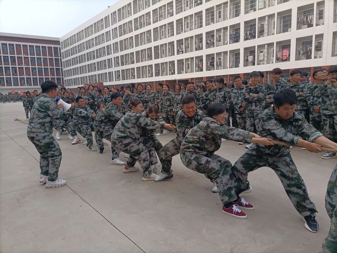 UG环球官方网  护理与健康学院  凝绳聚力 拔出精彩