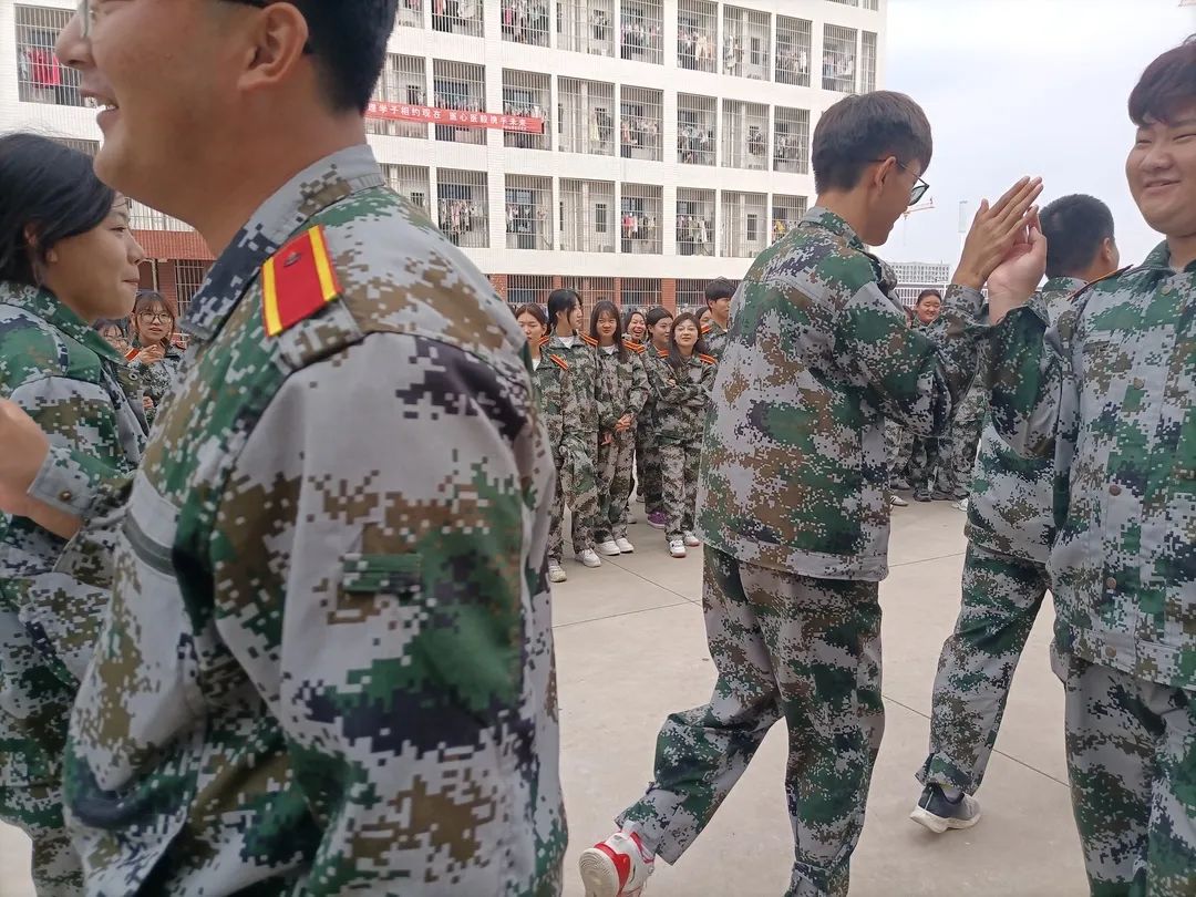 UG环球官方网  护理与健康学院  凝绳聚力 拔出精彩