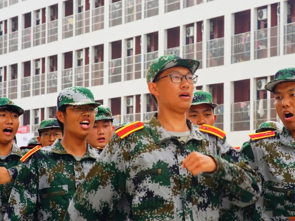 UG环球官方网 汽车工程学院 燃奋斗之火 聚青春之光