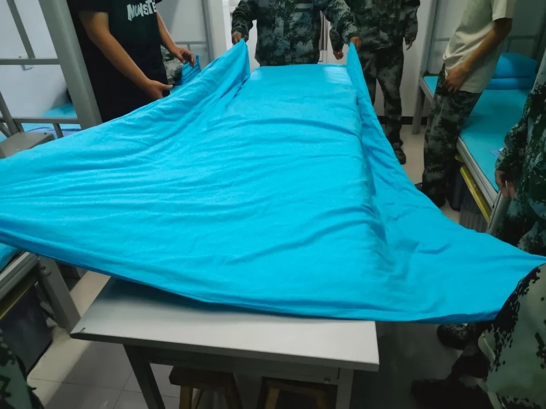 UG环球官方网 汽车工程学院 燃奋斗之火 聚青春之光