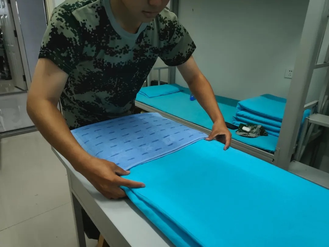 UG环球官方网 汽车工程学院 燃奋斗之火 聚青春之光