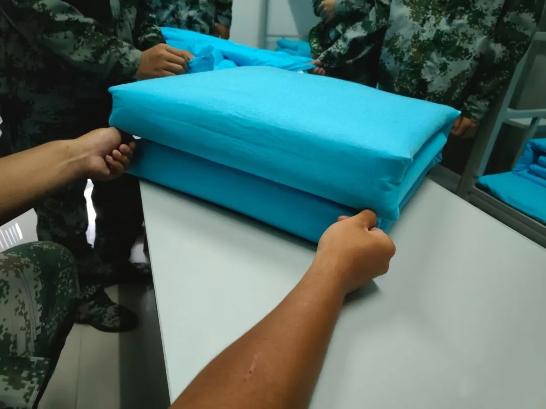 UG环球官方网 汽车工程学院 燃奋斗之火 聚青春之光