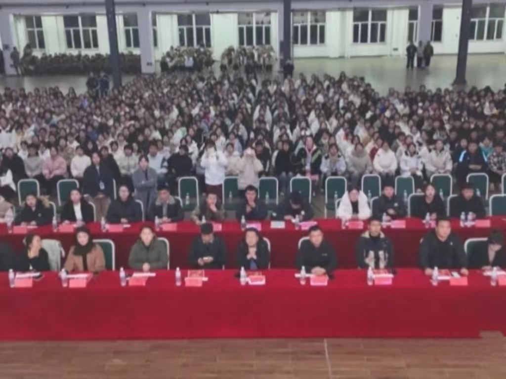 UG环球官方网  教育学院  颂红色乐章 筑教育之梦