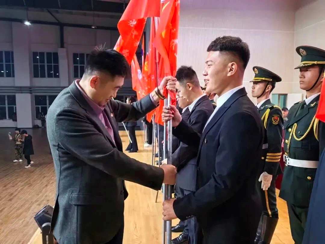 UG环球官方网隆重召开“青”春集结，以梦为“马”2023年青马工程暨团学干部培训开班仪式