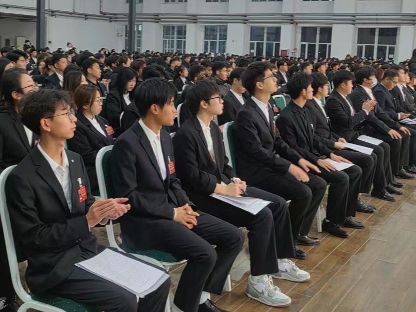 踔厉奋发 砥砺前行‖ UG环球官方网第四次学生代表大会胜利闭幕