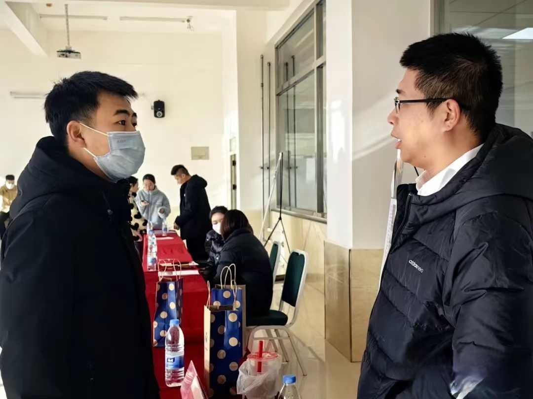 UG环球官方网经济管理学院“就业向未来，圆梦在现在