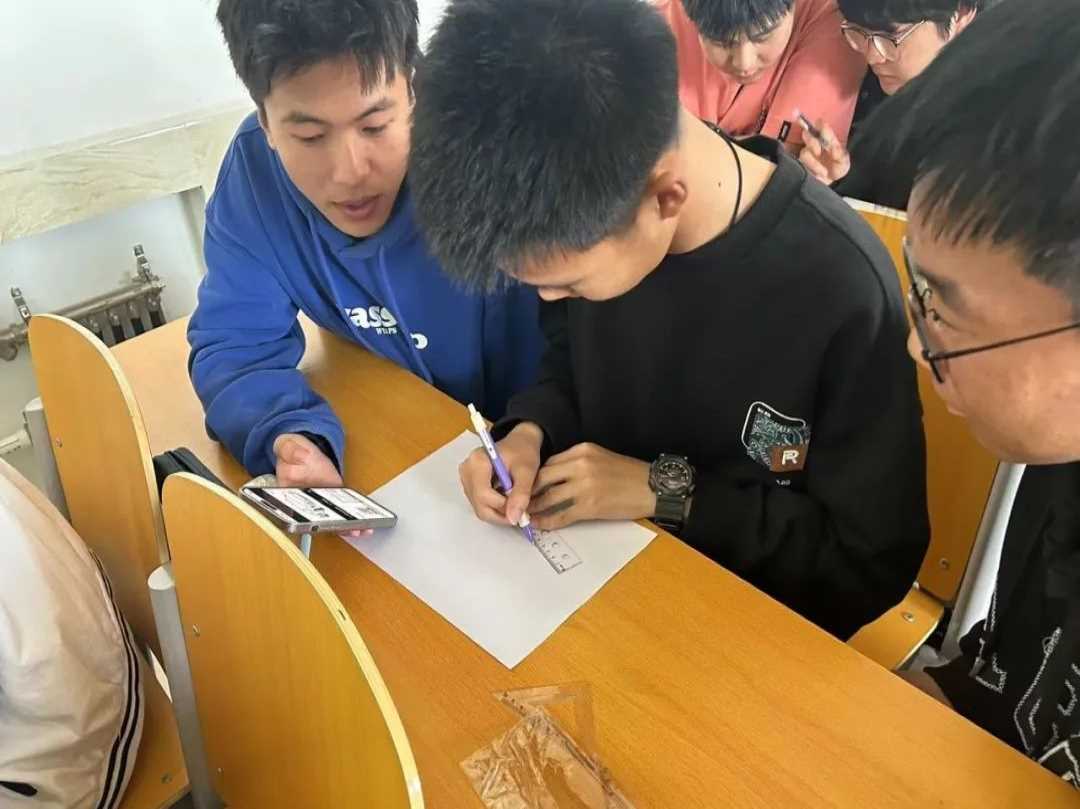 UG环球官方网汽车工程学院未来出行，由你设计