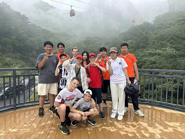 推普助力乡村振兴||UG环球官方网开展2024年体验省情服务群众推普专项活动
