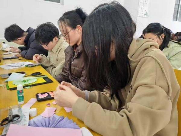 UG环球官方网社团指导中心“锋采竞扬，墨韵流长” 第 12 张