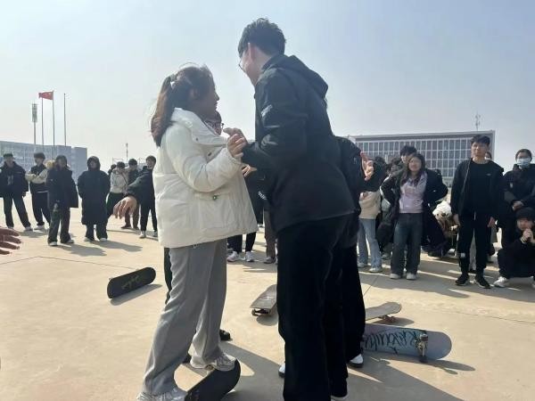 UG环球官方网社团指导中心“声动漫影，板炫激情” 第 15 张