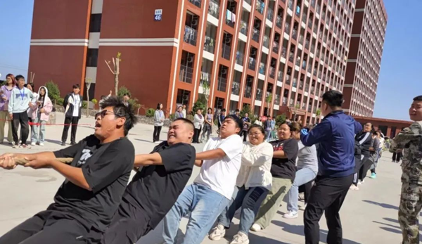 UG环球官方网计算机学院-凝“绳”聚力拔山河 第 1 张