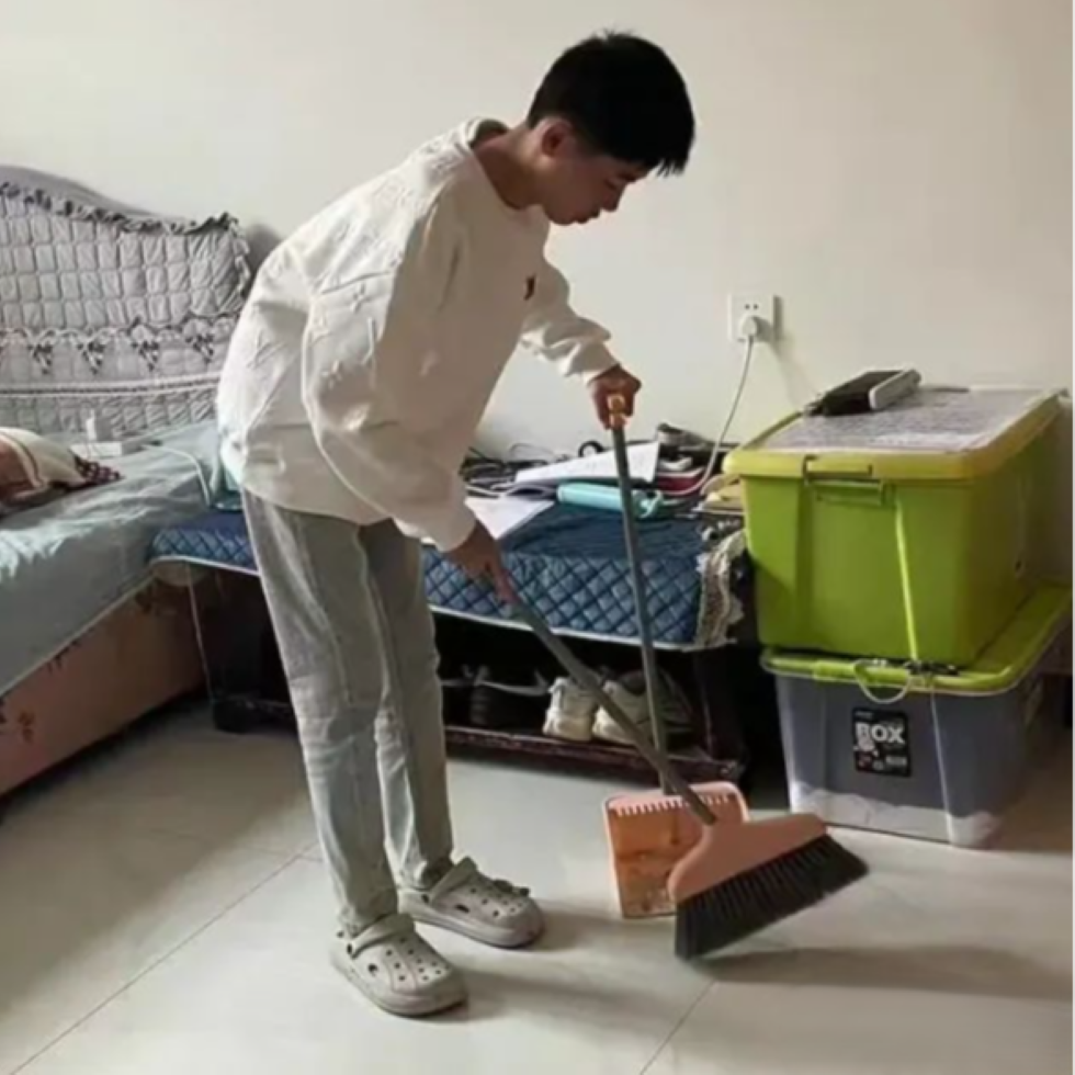 UG环球官方网||汽车工程学院||感恩有我，与爱同行 第 12 张