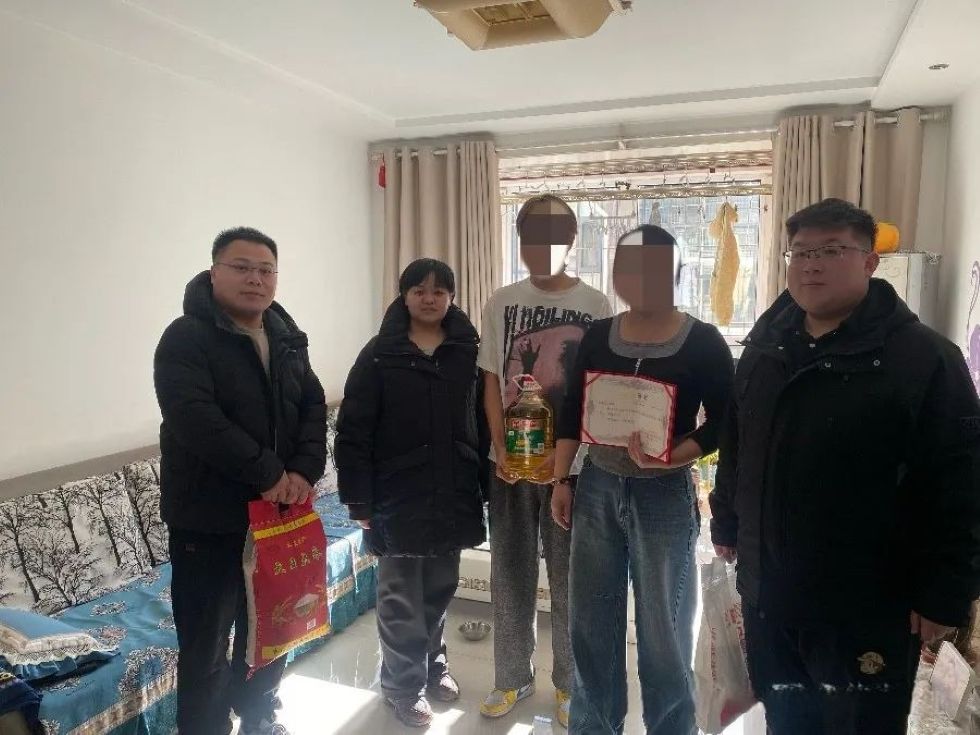 UG环球官方网||艺术学院||艺心护航，家访暖冬 第 6 张