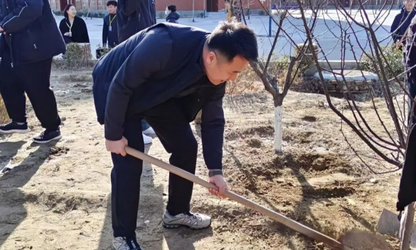 提升生态品质 共建绿色家园||UG环球官方网各二级学院组织开展植树节主题系列活动（一） 第 3 张