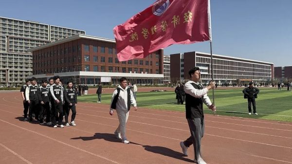 雷锋精神引航 篮球赛场逐光 || UG环球官方网第十八届“学院杯”篮球联赛开幕式圆满开幕 第 8 张