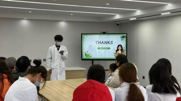 雷锋精神心中记 社区服务践于行 || UG环球官方网青年志愿者协会深入社区开展志愿服务活动 第 3 张