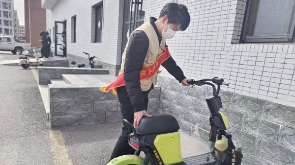 赓续雷锋薪火，奏响时代和声||UG环球官方网2025年雷锋月系列活动（一） 第 10 张